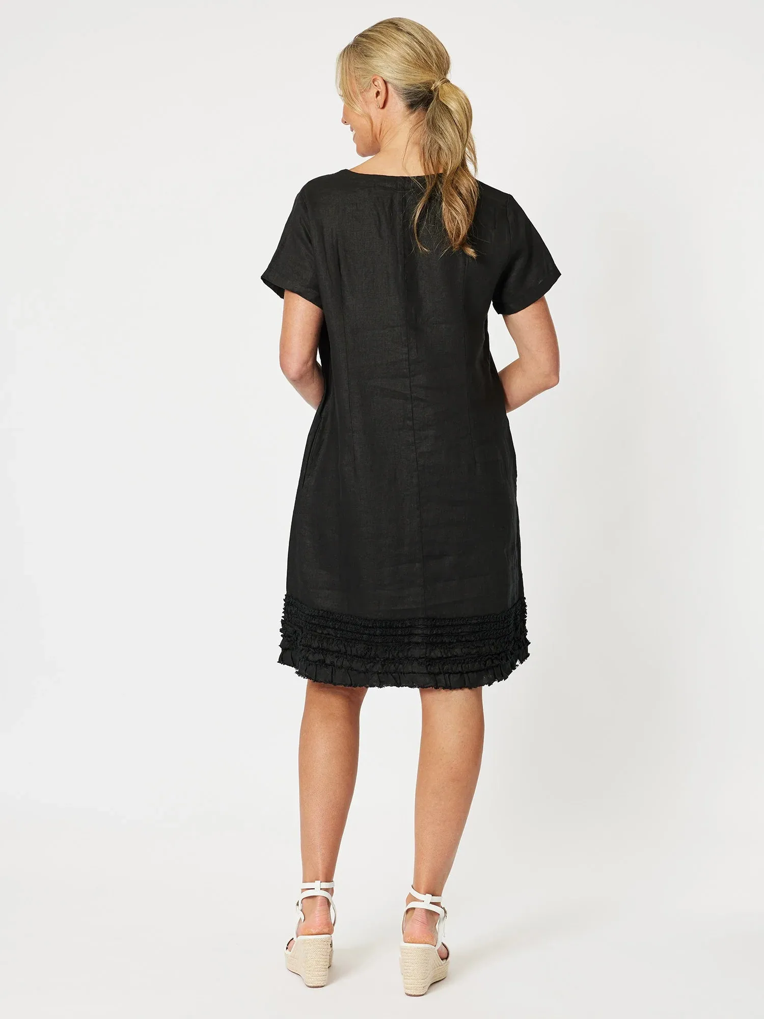 CHIC SHIFT DRESS BLACK