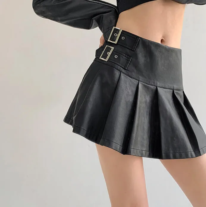 Vintage girl buckle skirt